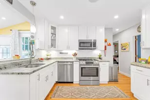 54 Summit St, Boston, MA 02136 - Photo 9