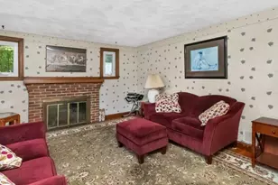 71 Farnum Rd, Waltham, MA 02453 - Photo 7
