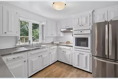 45 Ludlam St, Falmouth, MA 02540 - Photo 13