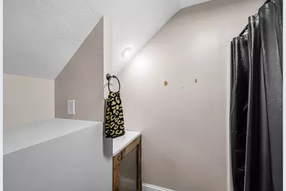 35 East Glen St, Westfield, MA 01085 - Photo 33