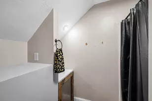 35 East Glen St, Westfield, MA 01085 - Photo 33
