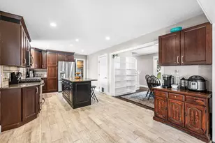 35 East Glen St, Westfield, MA 01085 - Photo 9