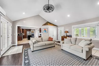 35 East Glen St, Westfield, MA 01085 - Photo 7
