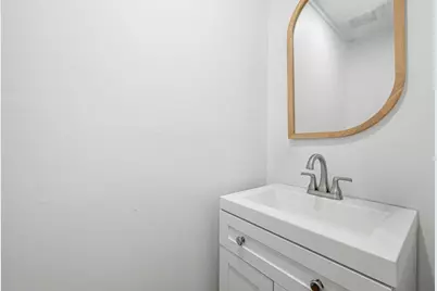 569 Lincoln Ave, Saugus, MA 01906 - Photo 11