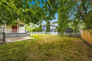 22 Quincy St, Methuen, MA 01844 - Photo 7