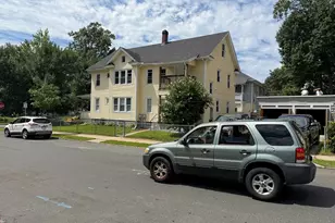 52-54 Westford Cir, Springfield, MA 01109 - Photo 1