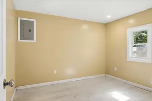 529 Howard St, Brockton, MA 02302 - Photo 17