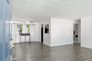 529 Howard St, Brockton, MA 02302 - Photo 5