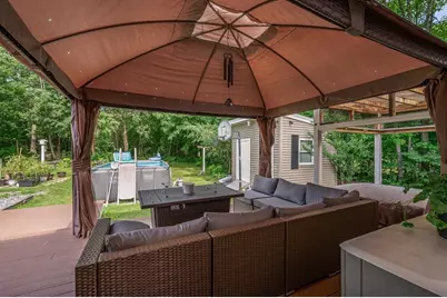 1295 Hildreth St, Dracut, MA 01826 - Photo 11
