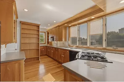 45-47 Chestnut St #3, Cambridge, MA 02139 - Photo 9