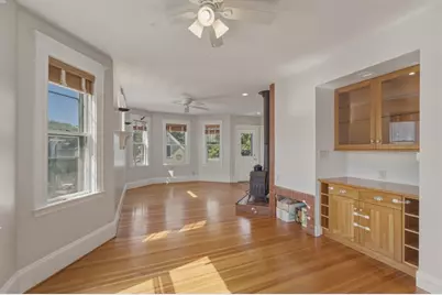 45-47 Chestnut St #3, Cambridge, MA 02139 - Photo 3