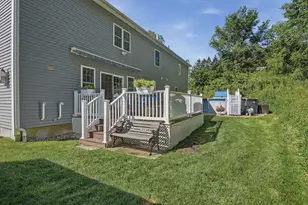176 Southold Rd, Auburn, MA 01501 - Photo 31