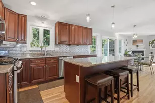 176 Southold Rd, Auburn, MA 01501 - Photo 5
