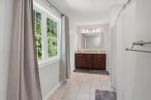 176 Southold Rd, Auburn, MA 01501 - Photo 23
