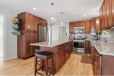 176 Southold Road, Auburn, MA 01501 - Photo 5