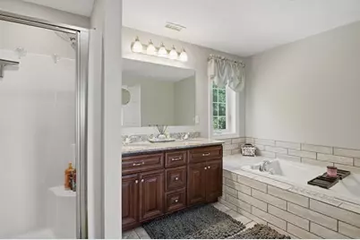 176 Southold Road, Auburn, MA 01501 - Photo 17