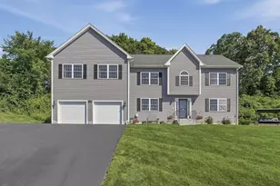 176 Southold Rd, Auburn, MA 01501 - Photo 1