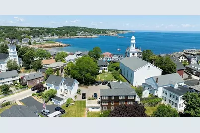 9 Jewett St #C, Rockport, MA 01966 - Photo 3