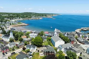 9 Jewett St, Rockport, MA 01966 - Photo 5