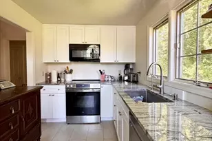 12 Birchwood Ln, Hopkinton, MA 01748 - Photo 5