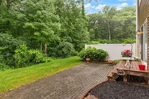 701 Crystal Way, Bellingham, MA 02019 - Photo 17