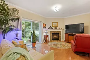 701 Crystal Way, Bellingham, MA 02019 - Photo 3