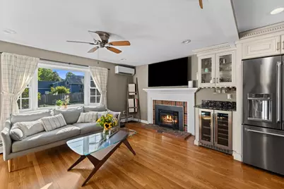 28 Lawrence Street, Danvers, MA 01923 - Photo 7
