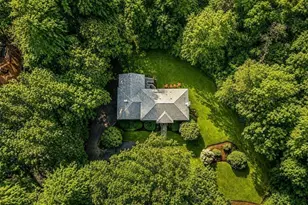 25 Laxfield Rd, Weston, MA 02493 - Photo 3