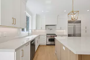 10 Travis Rd, Natick, MA 01760 - Photo 9
