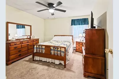 75 Huntoon Memorial Hwy #2-2, Leicester, MA 01524 - Photo 3