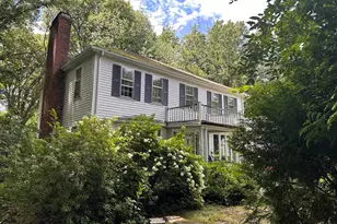 4 Windsor St, Chelmsford, MA 01824 - Photo 1