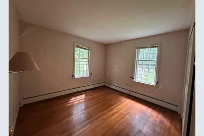 4 Windsor St, Chelmsford, MA 01824 - Photo 7