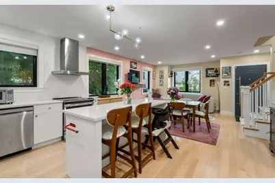 14 Brook Ave #2, Waltham, MA 02453 - Photo 3