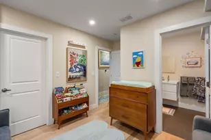 14 Brook Ave, Waltham, MA 02453 - Photo 17