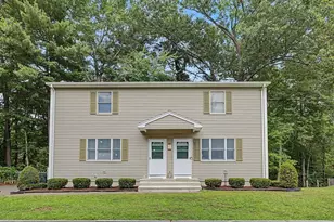 58-60 Beverly Ln, Springfield, MA 01151 - Photo 1