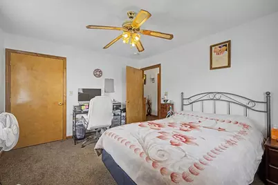 58-60 Beverly Lane, Springfield, MA 01151 - Photo 29