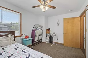 58-60 Beverly Ln, Springfield, MA 01151 - Photo 27