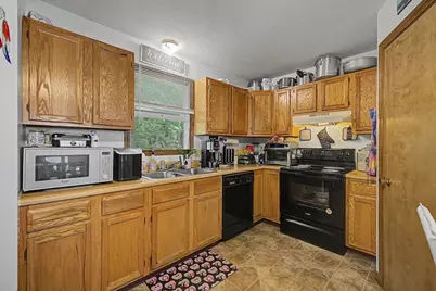 58-60 Beverly Lane, Springfield, MA 01151 - Photo 23