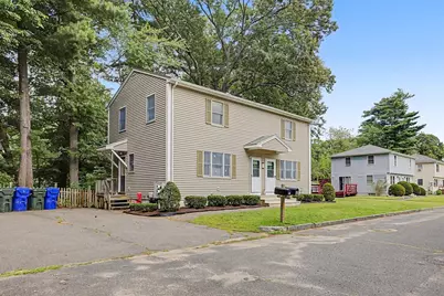 58-60 Beverly Lane, Springfield, MA 01151 - Photo 3