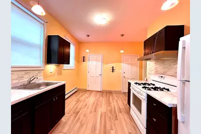 26 Sargent St #1, Boston, MA 02125 - Photo 5