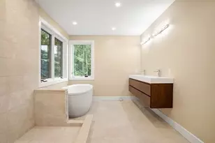 222 Austin St, Newton, MA 02465 - Photo 3