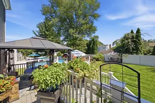10 Fairfield Dr, Dudley, MA 01571 - Photo 37