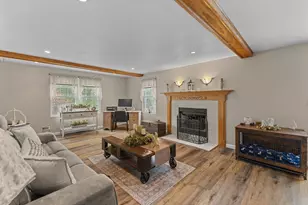 10 Fairfield Dr, Dudley, MA 01571 - Photo 9