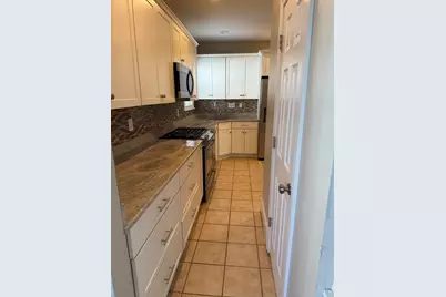 663 Fellsway #1, Medford, MA 02155 - Photo 3