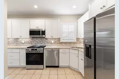 663 Fellsway #1, Medford, MA 02155 - Photo 11