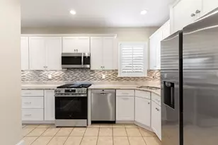 663 Fellsway, Medford, MA 02155 - Photo 11