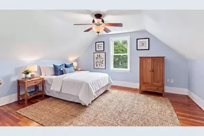 13 Welsh St, Malden, MA 02148 - Photo 33