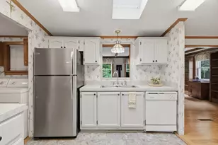 33 Bayberry Dr, Gardner, MA 01440 - Photo 5