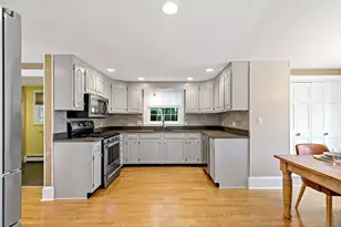 34 Mt Pleasant St, Plymouth, MA 02360 - Photo 7