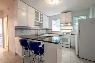 24 Montvale St, Boston, MA 02131 - Photo 17